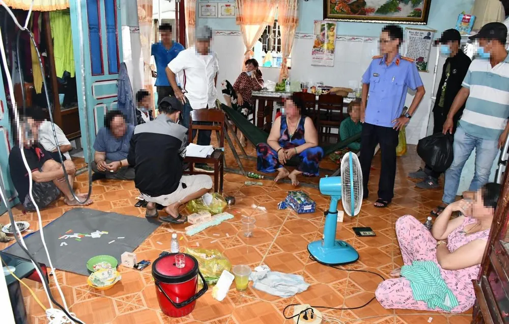 Triệt phá nhiều tụ điểm cờ bạc tại Tiền Giang ảnh 1