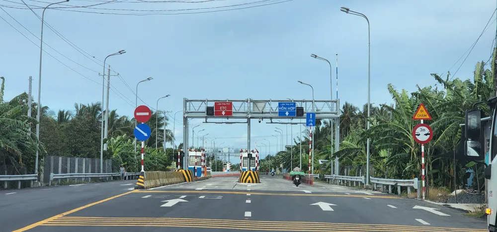 Khẩn trương xác định phương tiện miễn, giảm khi qua Trạm thu phí BOT Cai Lậy ảnh 2