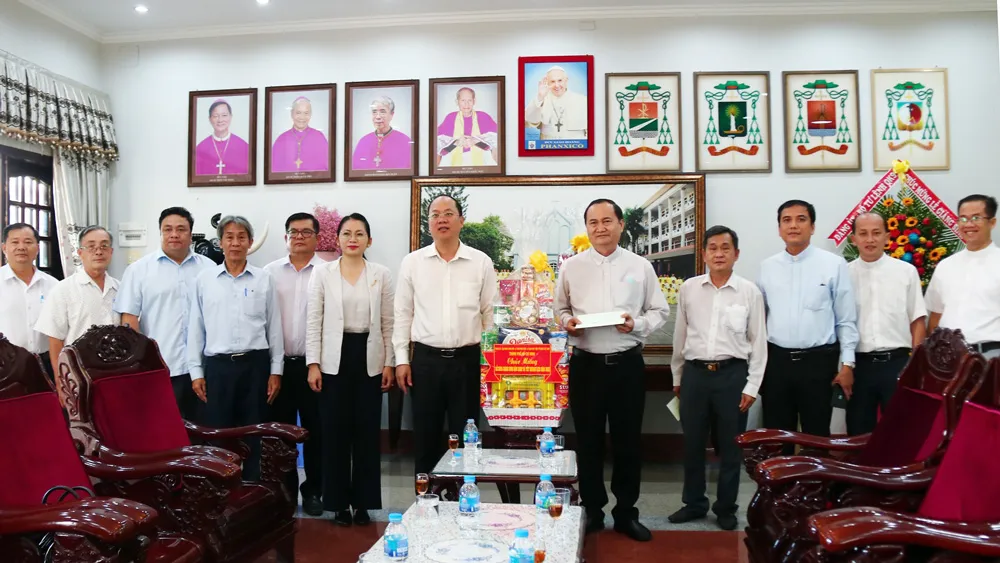 Đoàn lãnh đạo TPHCM thăm hai tỉnh Tiền Giang, An Giang ảnh 3