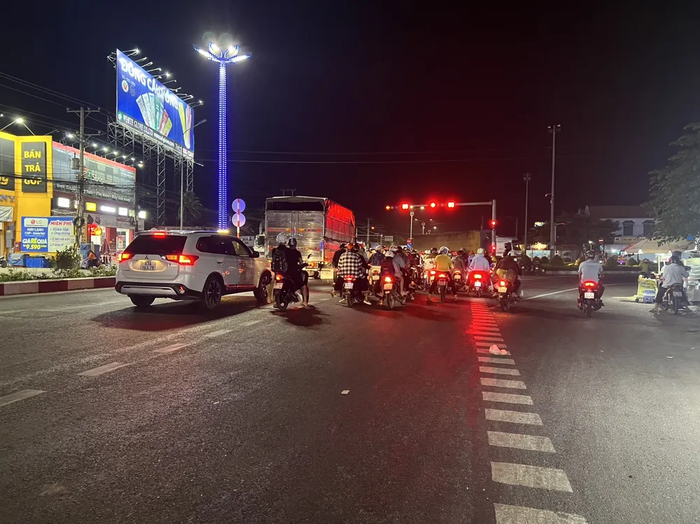 Tại ngã tư Đồng Tâm không xảy ra tình trạng kẹt xe Tại ngã tư Đồng Tâm không xảy ra tình trạng kẹt xe