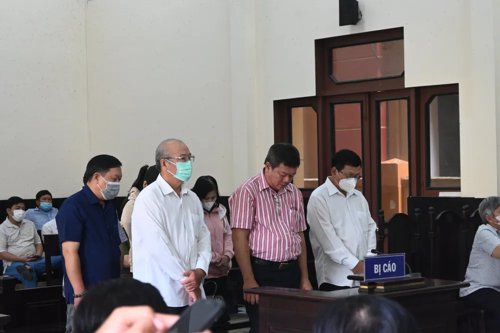 Các bị cáo tại phiên xét xử Các bị cáo tại phiên xét xử