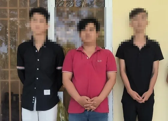 Một số nghi phạm vừa bị bắt giữ Một số nghi phạm vừa bị bắt giữ