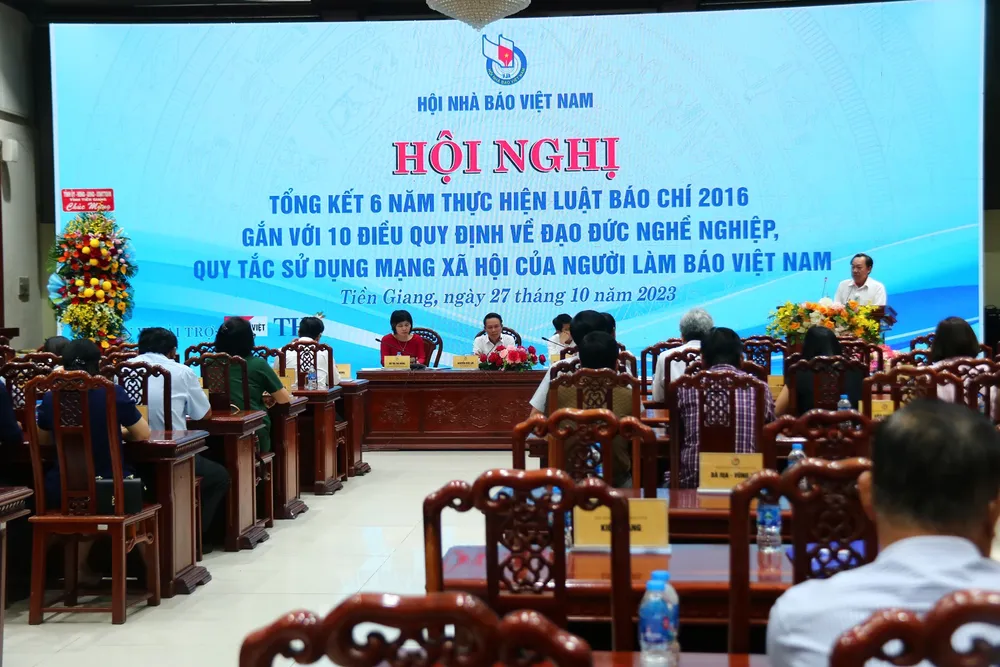 Quang cảnh hội nghị Quang cảnh hội nghị