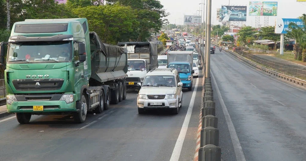 Đảm bảo an toàn giao thông mùa mưa bão