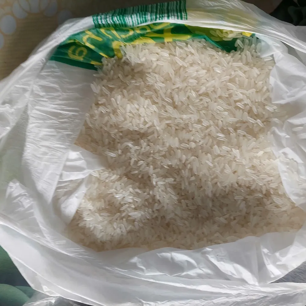 Bao gạo được người dân giao nộp cho cơ quan chức năng ảnh 2.jpg