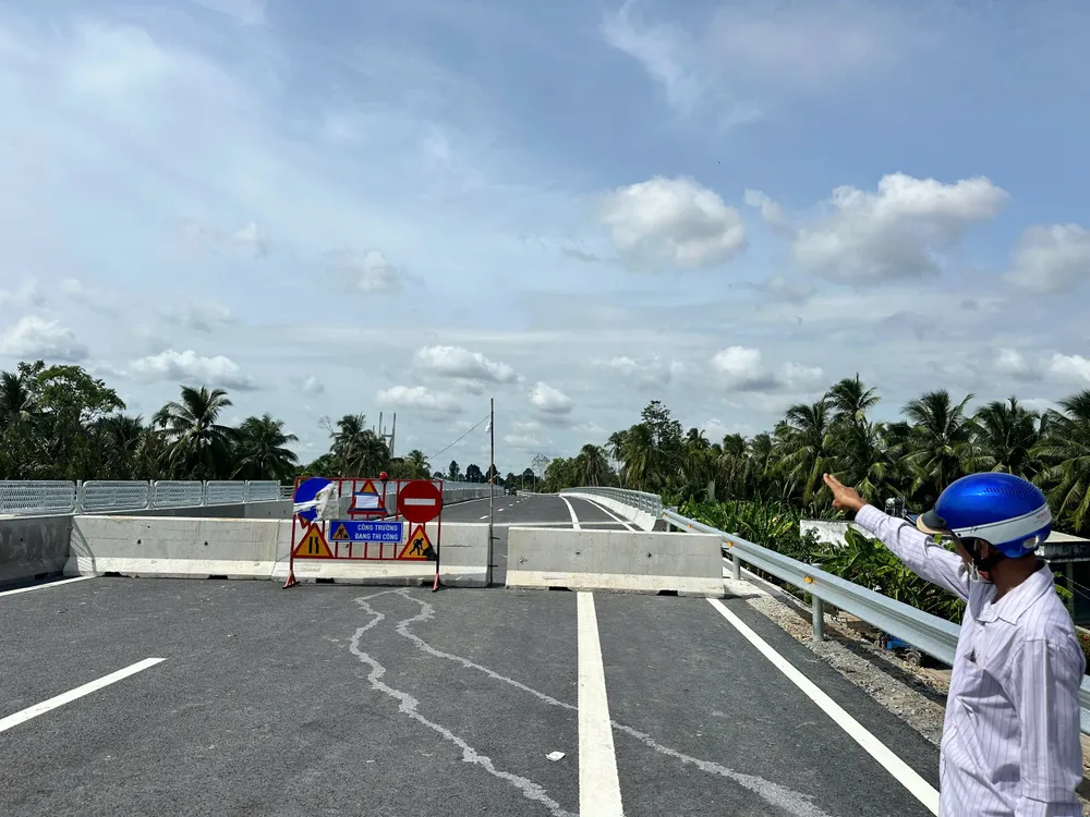 Người dân mong chờ cây cầu mới - cầu Rạch Miễu 2 4.jpg