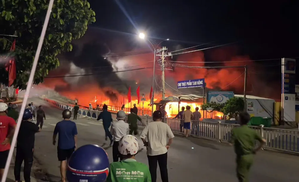 Hiện trường vụ cháy ảnh 1.jpg