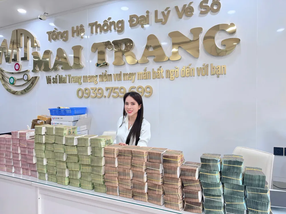 Tiền chuẩn bị trước khi đổi giải độc đắc cho khách hàng may mắn ảnh 2.jpg