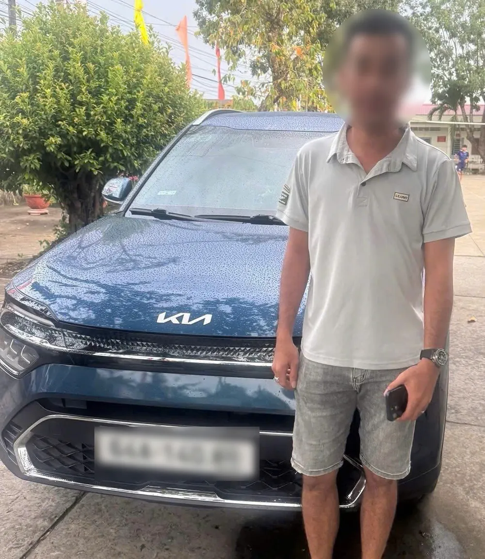 Anh A. và phương tiện tại cơ quan công an ảnh 3.jpg