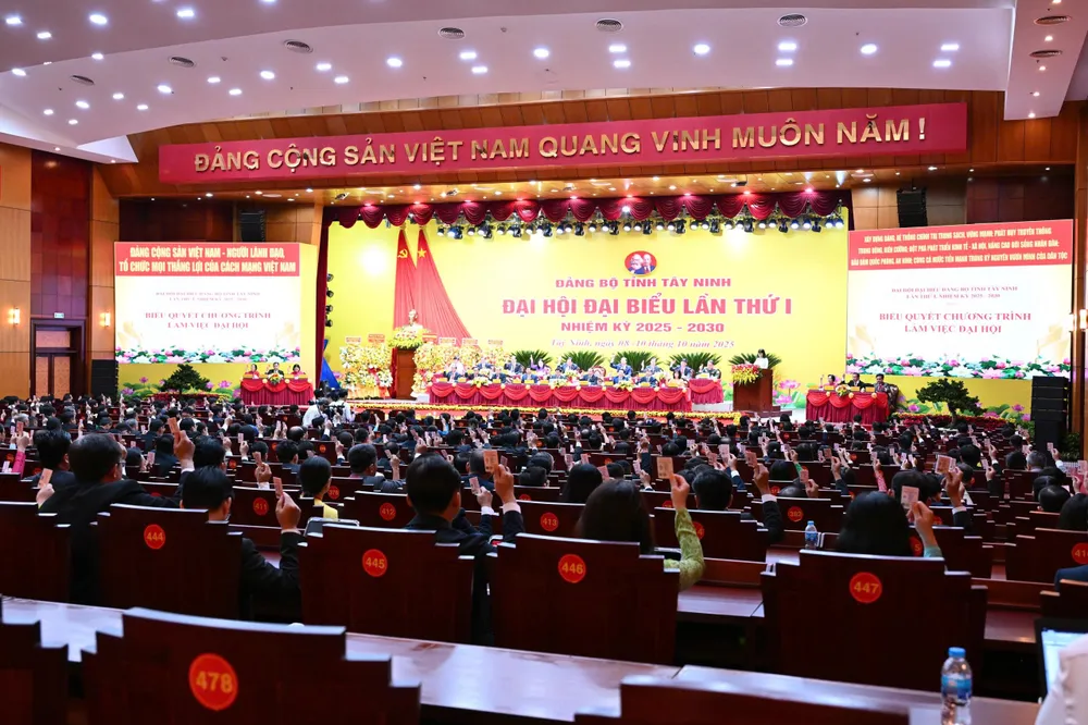 Quang cảnh đại hội z7095467255696_03af9d16ed8e57e1addad965d99affdd.jpg