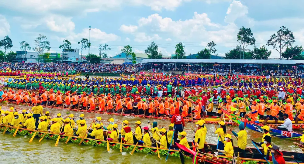 Giải đua ghe Ngo năm nay dự kiến có khoảng 60 đội ghe nam, nữ tham gia tranh tài ảnh 1 (2).jpg