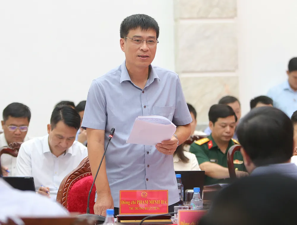 Thứ trưởng Bộ Xây dựng Phạm Minh Hà thông tin về các dự án z7132956594286_9664a0445e071bb1e7d275523324bc6a.jpeg
