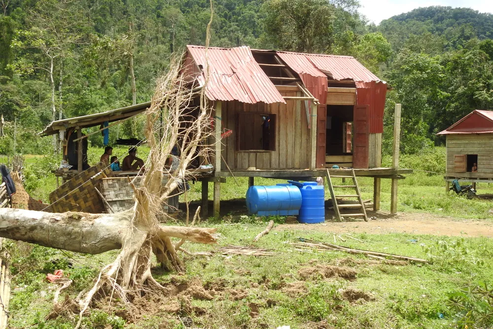 Tan tác đường lên A Rem ảnh 1