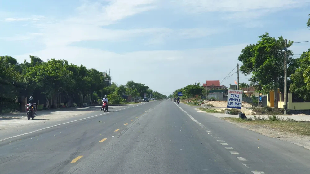 Phân luồng xe tải hạng nặng nhằm đảm bảo tính mạng người dân ảnh 2