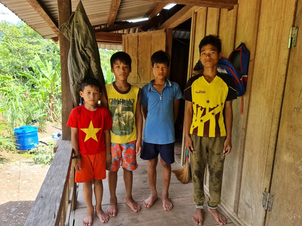Quảng Bình: Hàng ngàn học sinh không đủ cơ sở vật chất học trực tuyến ảnh 1 Quảng Bình: Hàng ngàn học sinh không đủ cơ sở vật chất học trực tuyến ảnh 1