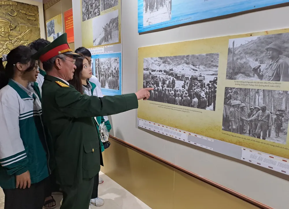 Triển lãm mở cửa phục vụ công chúng tham quan từ nay đến hết ngày 5-3-2023 Triển lãm mở cửa phục vụ công chúng tham quan từ nay đến hết ngày 5-3-2023