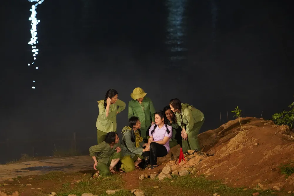 Thanh niên xung phong Trường Sơn chia ngọt sẻ bùi Thanh niên xung phong Trường Sơn chia ngọt sẻ bùi