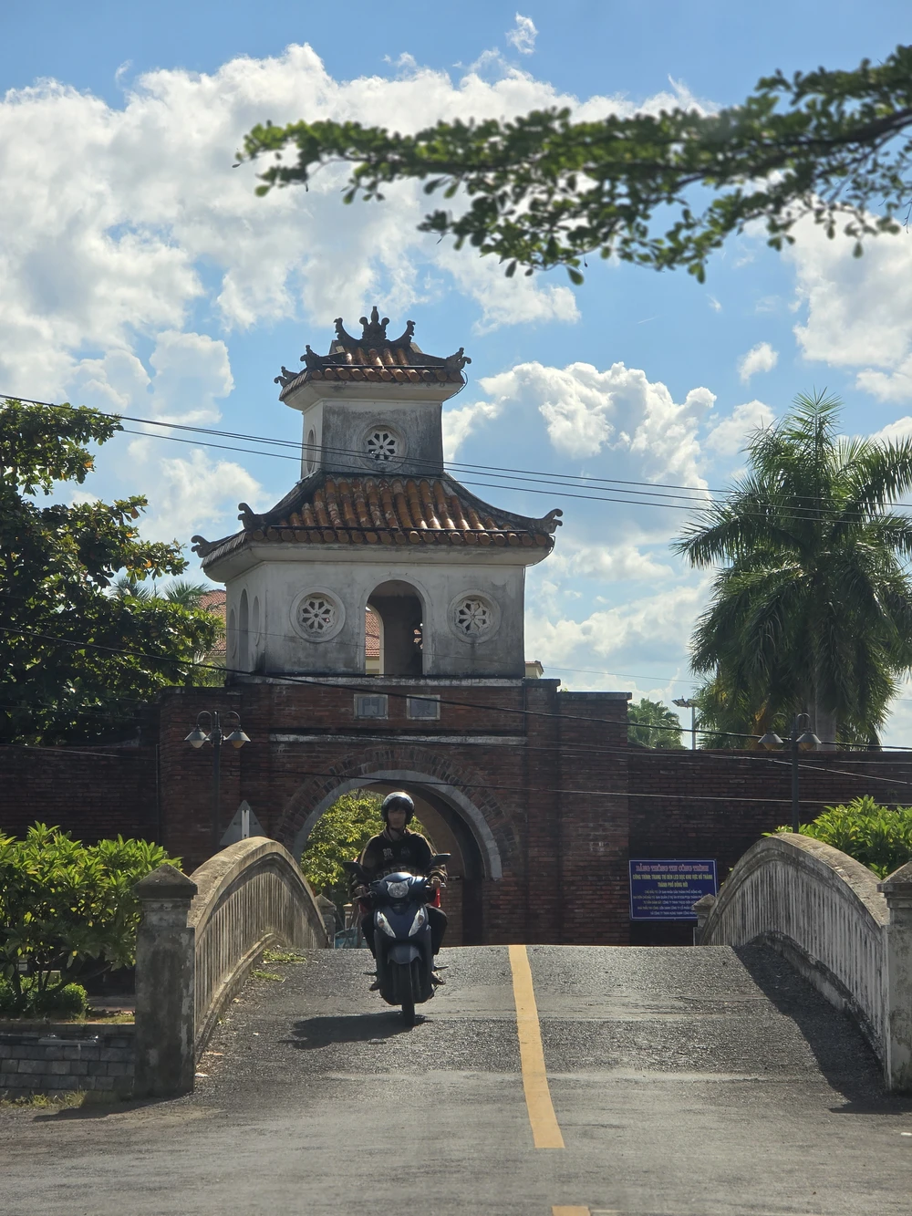 Của Đông thành Đồng Hới 1000054649.jpg