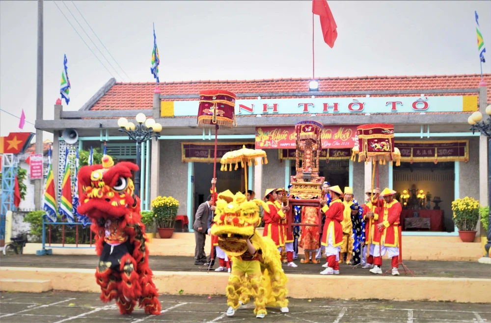 Đình Tổ xã Cảnh Dương 1000024916.jpg