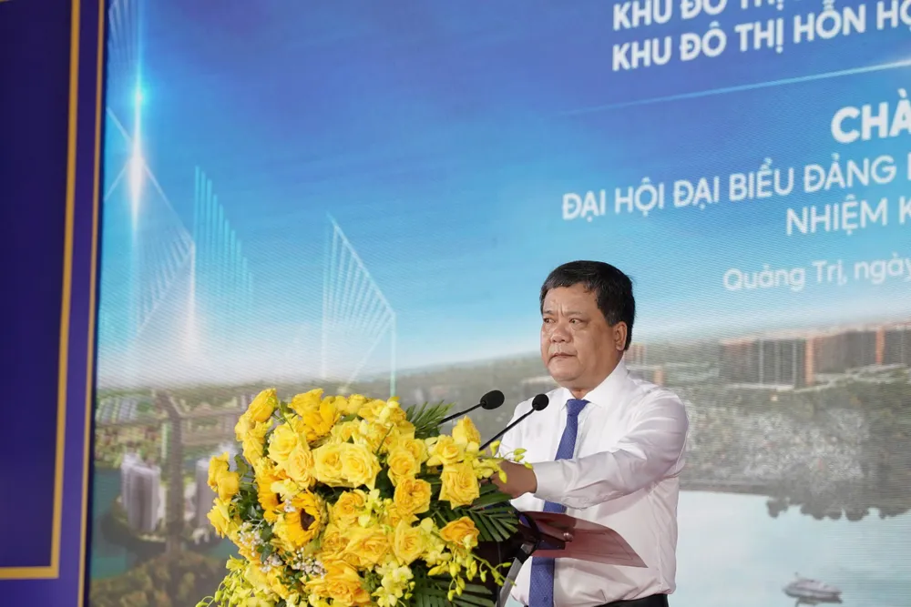 Chủ tịch UBND tỉnh Quảng Trị Trần Phong cam kết chính quyền đồng hành với nhà đầu tư 1000027778.jpg