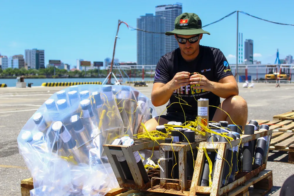 Nếu Anh nổi tiếng thế giới với những màn pháo hoa truyền thống thì Ba Lan lại hứa hẹn mang đến một kịch bản đầy lý thú mang hơi hướng hiện đại