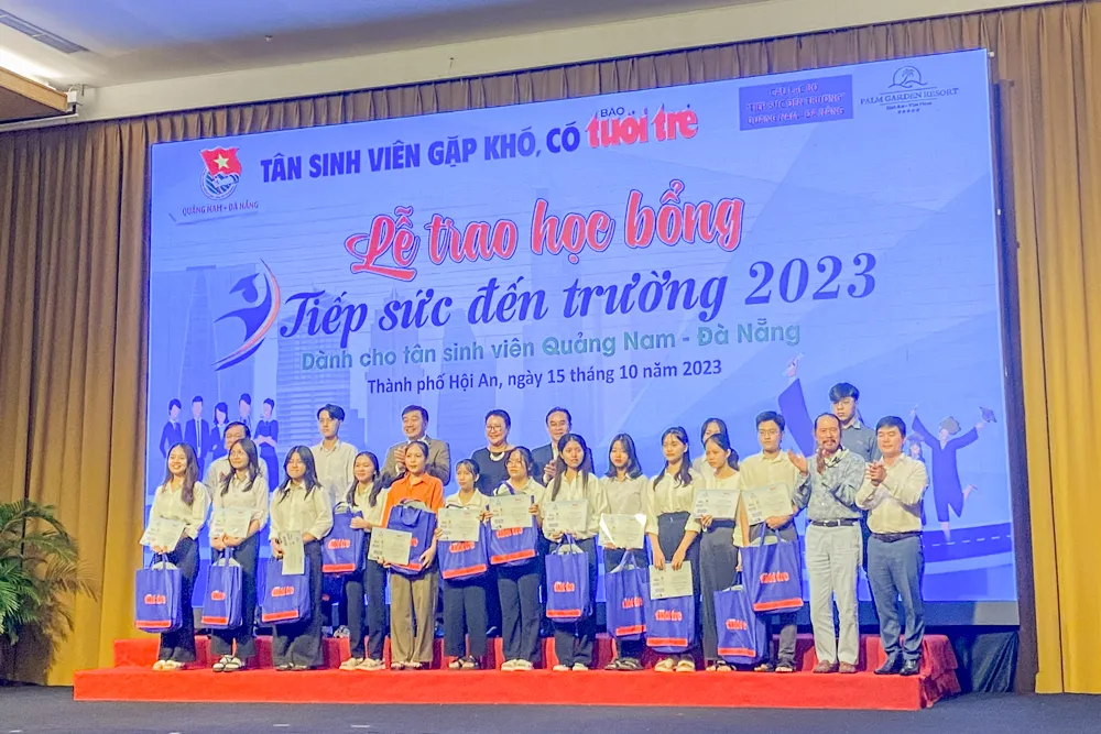 Quảng Nam - Đà Nẵng là điểm trao thứ ba trong chương trình học bổng “Tiếp sức đến trường” năm 2023 Quảng Nam - Đà Nẵng là điểm trao thứ ba trong chương trình học bổng “Tiếp sức đến trường” năm 2023