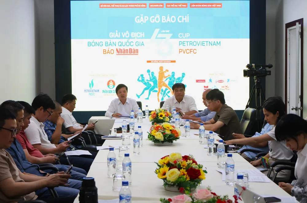 Gần 200 VĐV tranh tài giải vô địch bóng bàn quốc gia 2025 tại Đà Nẵng ảnh 1 IMG_7465.JPG