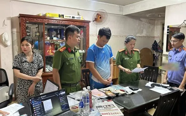Tang vật thu giữ trong chuyên án. Ảnh: CACC 27-7DB2.jpg