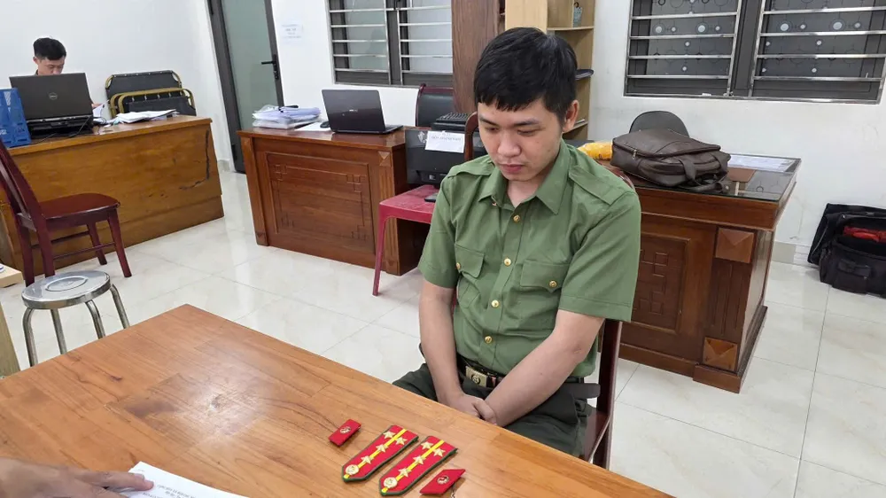 Nguyễn Thành Phúc tại cơ quan công an. Ảnh: CACC