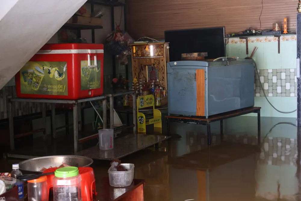 Đồ đạc, vật dụng được kê cao IMG_0072.JPG