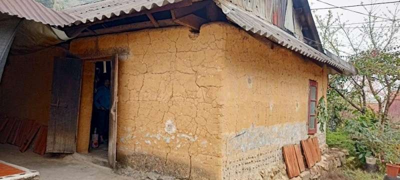 普塔楞山腰瑤族人的黏土牆屋 ảnh 1