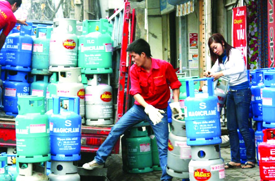 每瓶 12 公斤裝瓦斯零售價超 50 萬元