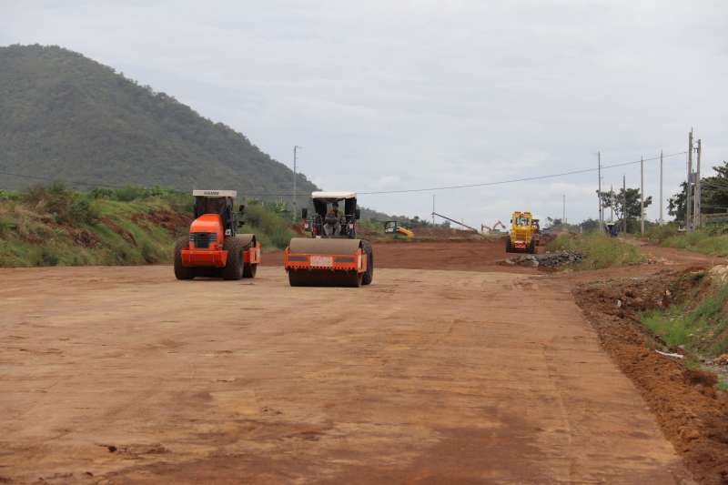 政府總理范明政要求發揮地方對為高速公路投建項目籌集資金和管理 工作的角色。