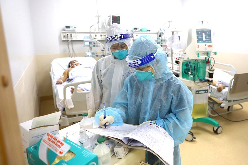 市衛生廳已在各郡、縣、出口加工區-工業區和醫院中安排 和重新部署新冠病例收治區,必要時,這些單位將可在24小時內 啟用。