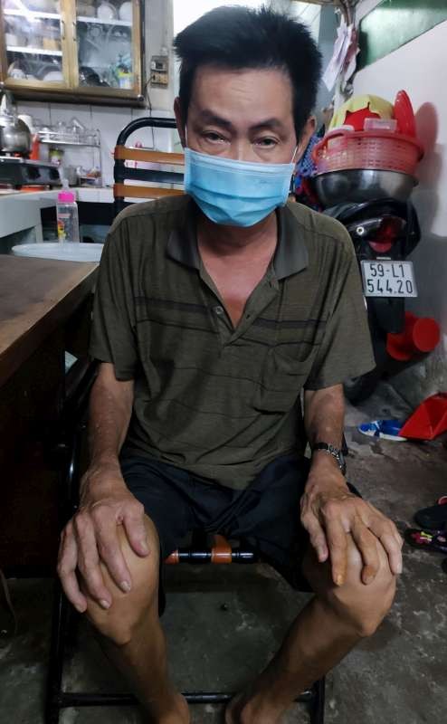 蘇貴戊的四肢肌肉開始收縮。