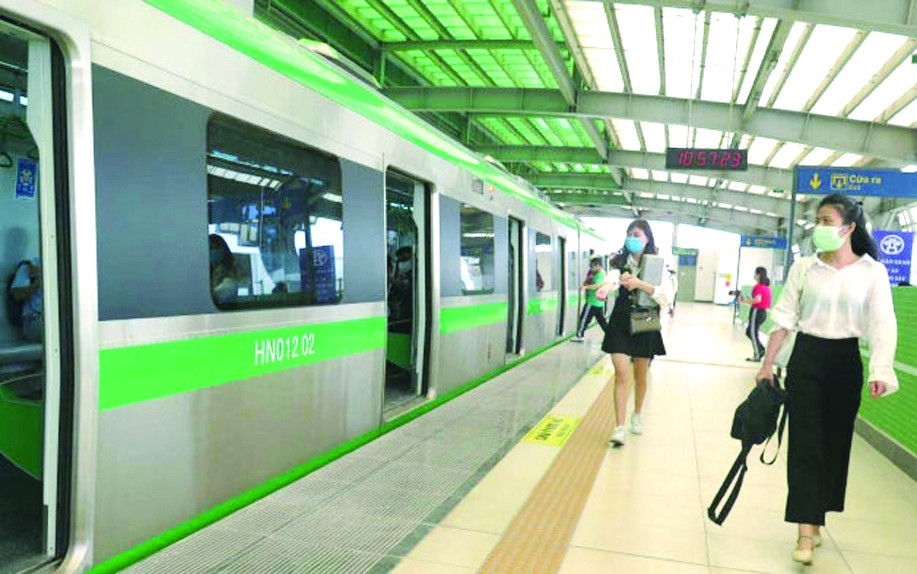 吉靈-河東鐵路線給河內市民帶來許多便利。