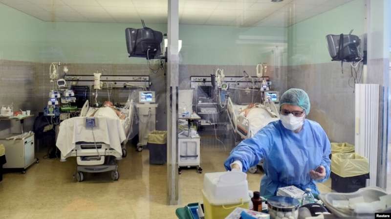 意大利二次感染新冠病毒病例數量,已經佔新增感染病例的3.4%。圖源:互聯網