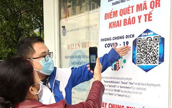 衛生部提議各省市人委會指導各相關機關暫停在國內的健康申報。