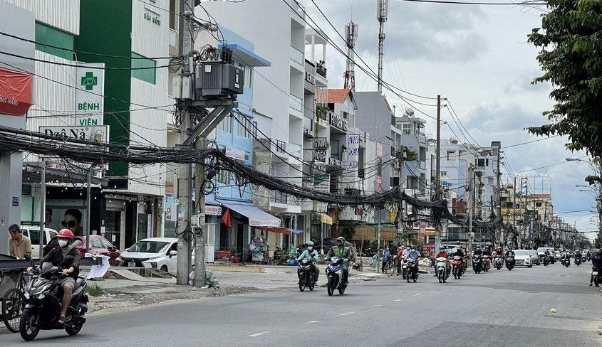 各職能單位正為建設地鐵2號線而制定遷移技術基礎設施 的計劃。