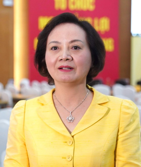 內務部長范氏清茶。