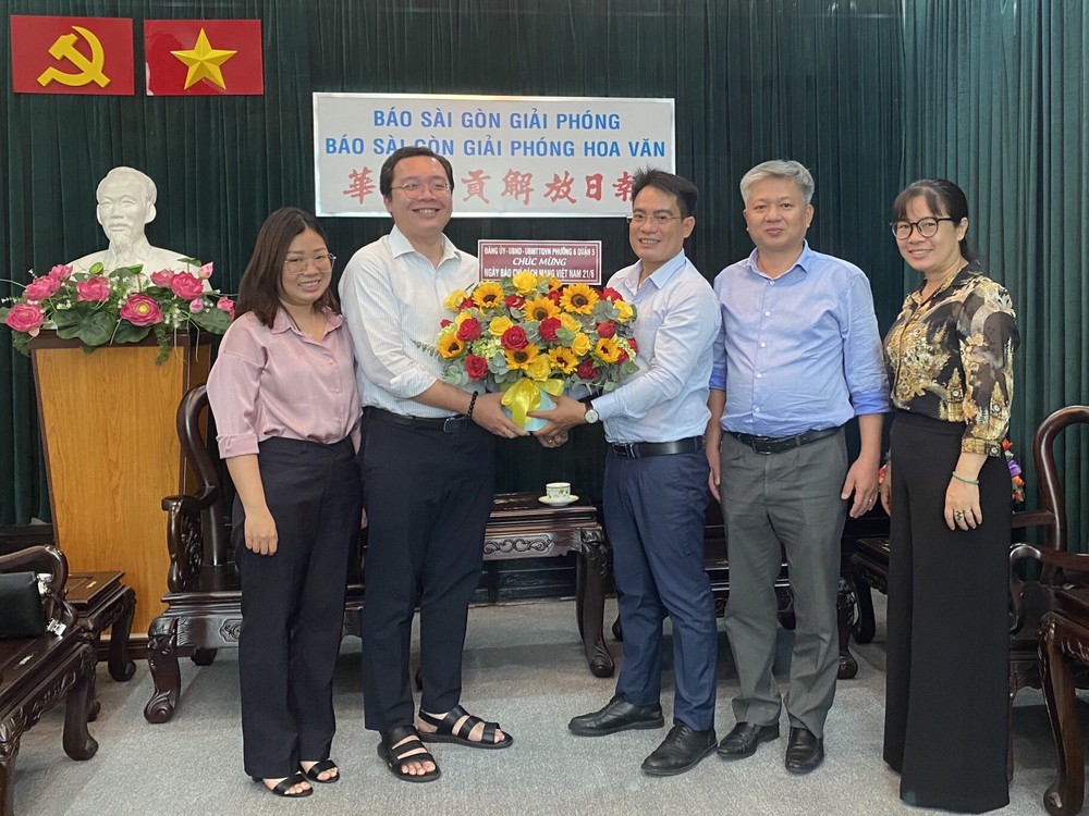 各單位祝賀越南革命報刊日 ảnh 1 各單位祝賀越南革命報刊日 ảnh 1