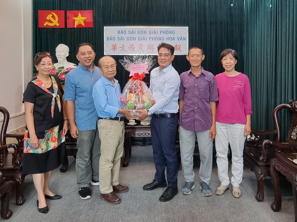 各單位祝賀越南革命報刊日 ảnh 4 各單位祝賀越南革命報刊日 ảnh 4