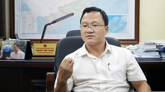 國家交通安全委員會專責副主任屈越雄。