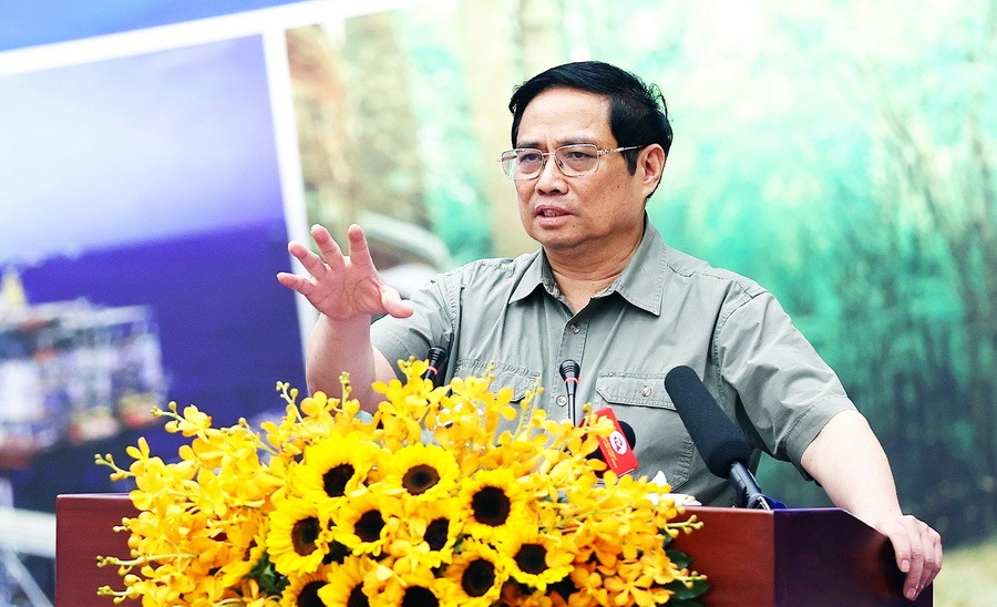 政府總理范明政會上發表。