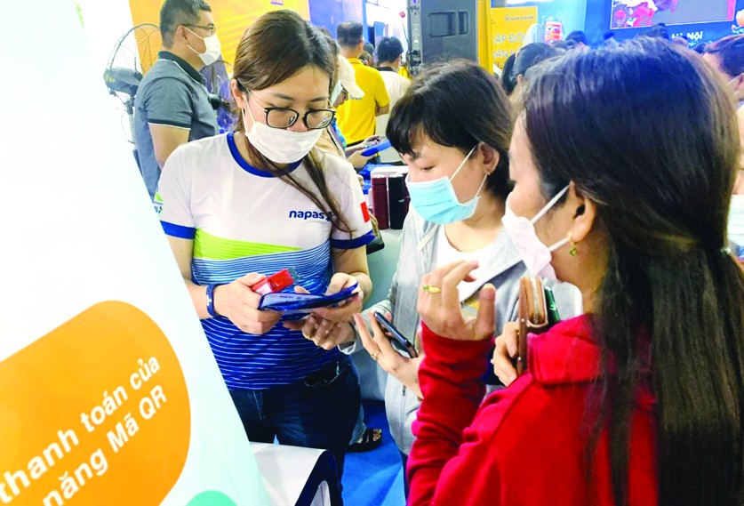 在新順加工出口區舉辦無現金集市