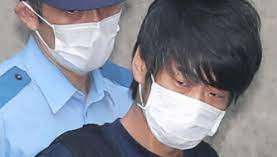 嫌犯山上徹也(41歲,無業)在案發時至少負債約60萬日元。圖源:互聯網