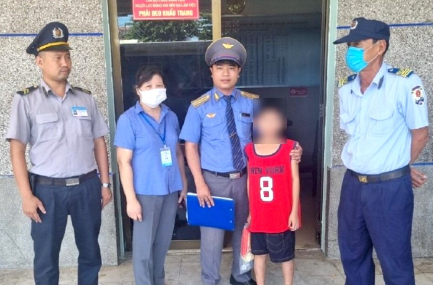 10 歲男童在火車丟失獲送回家