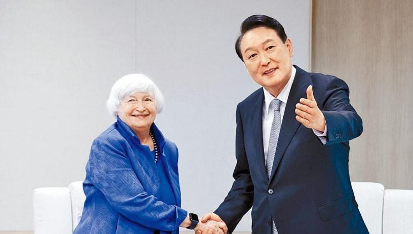 正在韓國訪問的美國財政部長珍妮特‧耶倫19日表示,需要集中力量復甦經濟並恢復供應鏈。圖源:互聯網