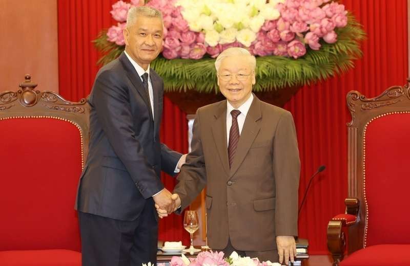 阮富仲總書記接見老撾萬象市委書記