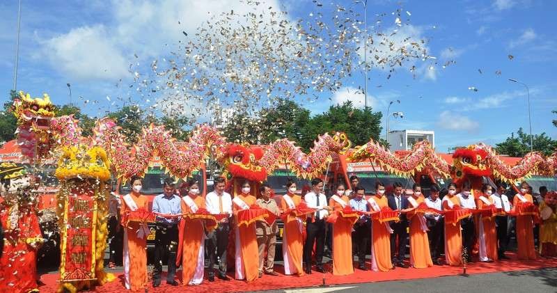 芳莊跨省巴士線投入運營